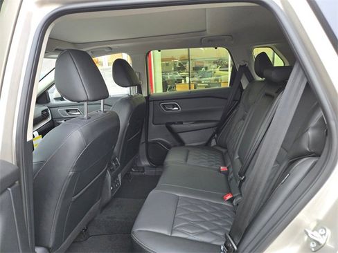 New 2026 Nissan Rogue Platinum image 12