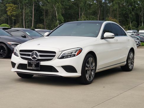 Used 2019 Mercedes-Benz C 300 4MATIC Sedan image 5