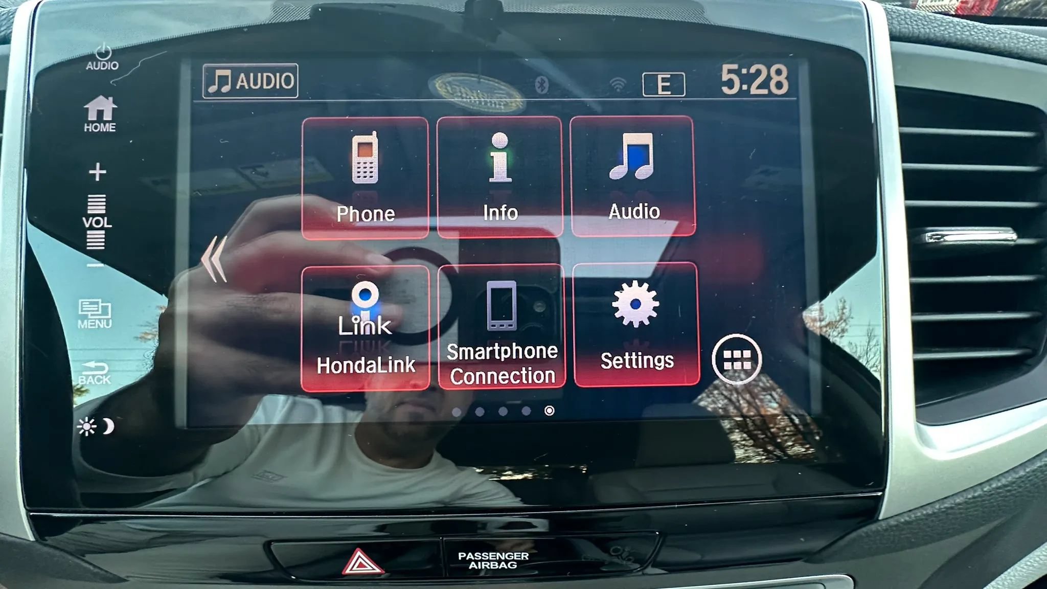 Used 2017 Honda Pilot EX-L image 25