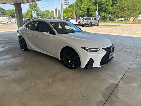 Used 2023 Lexus IS 350 F Sport RWD image 3