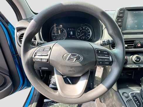 Used 2018 Hyundai Kona SE AWD/4WD image 11