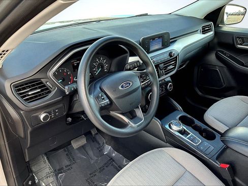 Used 2022 Ford Escape S image 14