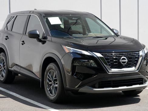 Used 2023 Nissan Rogue S FWD image 46