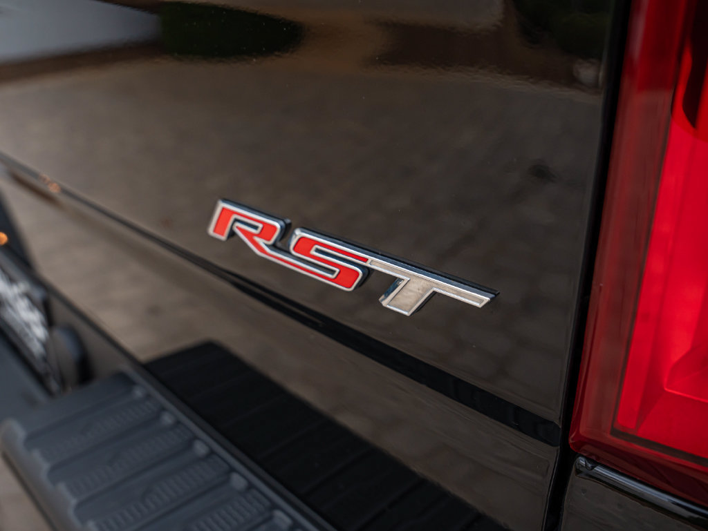 Used 2024 Chevrolet Silverado 1500 RST w/ Convenience Package II AWD/4WD image 20