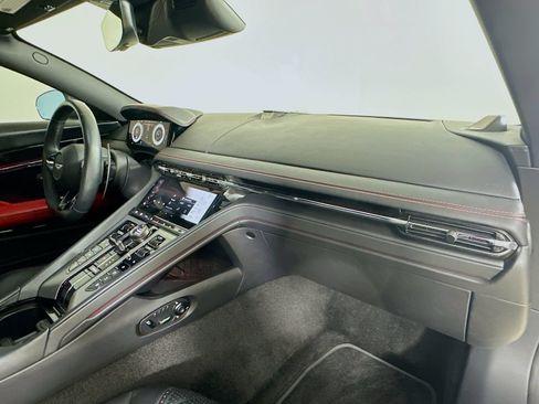 Used 2024 Aston Martin DB12 Coupe RWD image 40