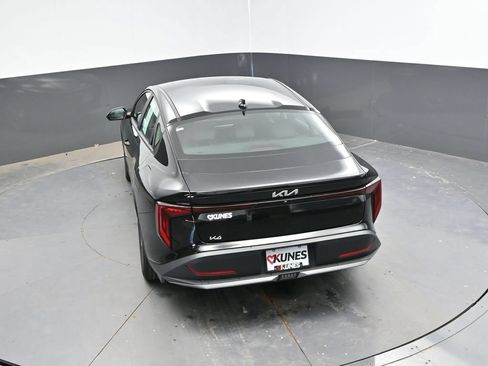 Used 2025 Kia K4 FWD image 27