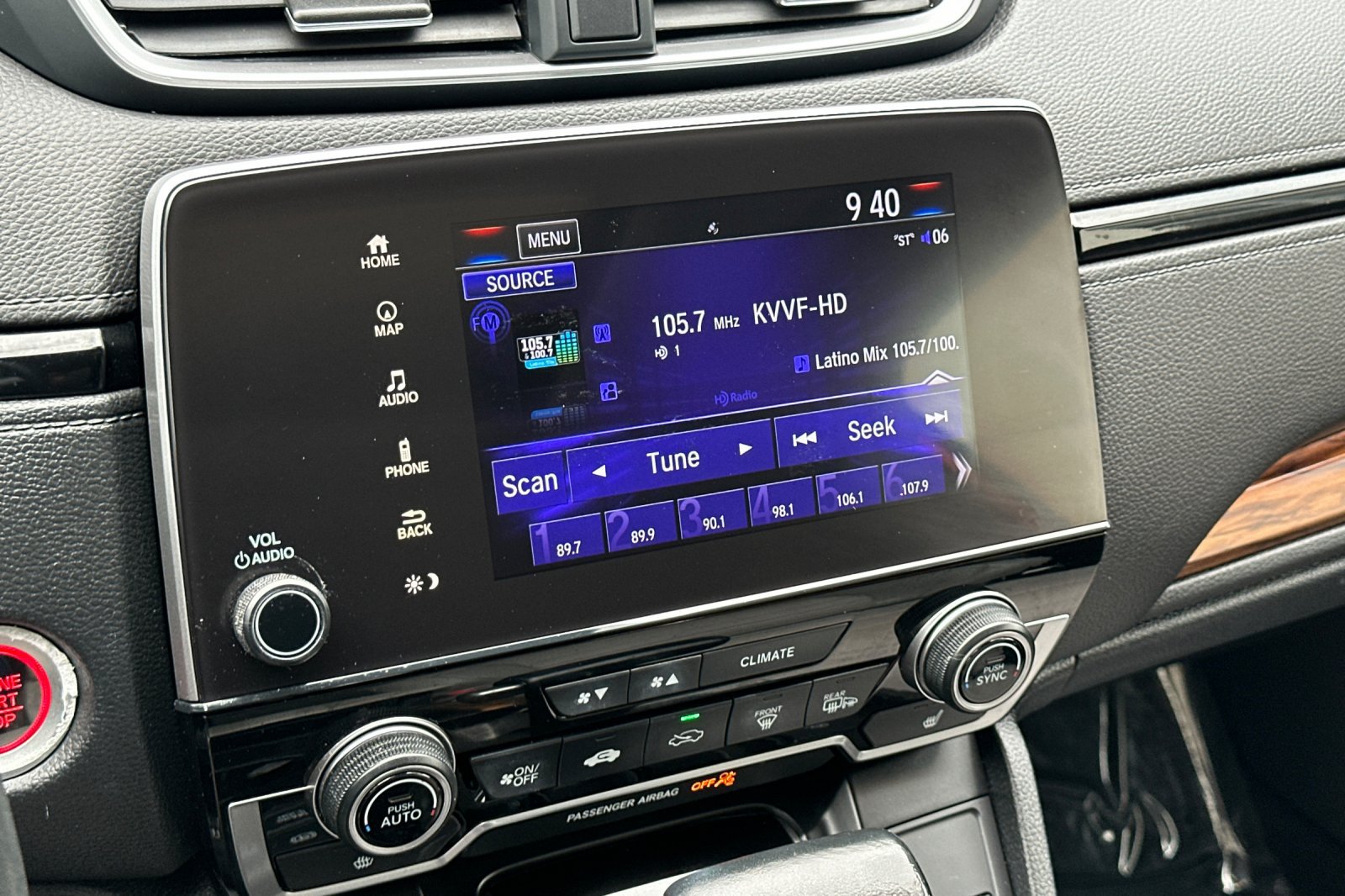 Used 2020 Honda CR-V Touring image 18