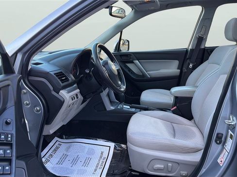 Used 2014 Subaru Forester 2.5i Premium w/ Popular Package #2 AWD/4WD image 11