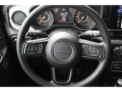 New 2026 Jeep Gladiator Sport image 15