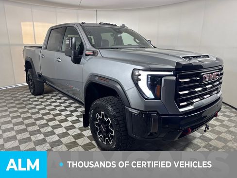 Used 2024 GMC Sierra 2500 AT4X image 3