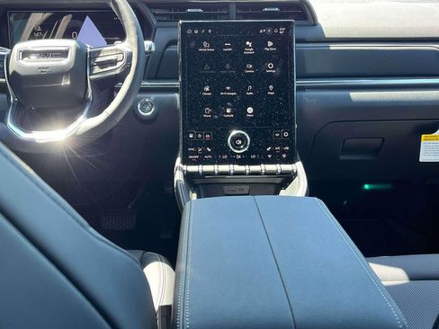 New 2026 GMC Terrain Elevation w/ Elevation Premium Package image 13