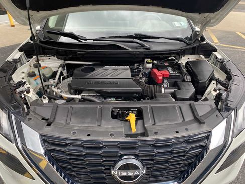 Used 2023 Nissan Rogue S AWD/4WD image 6
