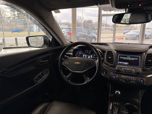 Used 2017 Chevrolet Impala Premier w/ Enhanced Convenience Package image 41