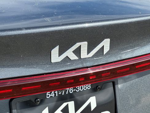 Used 2024 Kia Forte LXS FWD image 25