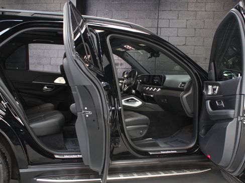 Used 2023 Mercedes-Benz GLE 350 4MATIC image 29