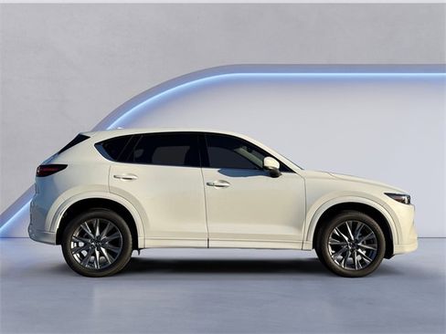 New 2025 MAZDA CX-5 AWD 2.5 S w/ Premium Plus Pkg image 4