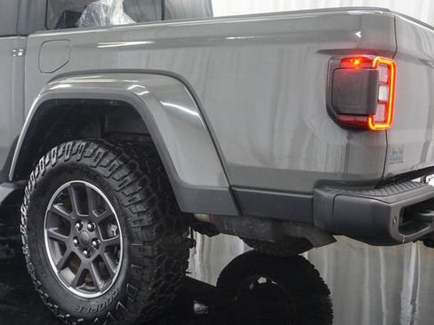 Used 2021 Jeep Gladiator Overland w/ Popular Equipment Package AWD/4WD image 6