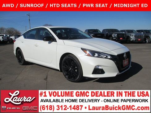 Used 2022 Nissan Altima 2.5 SR w/ Midnight Edition Package image 1