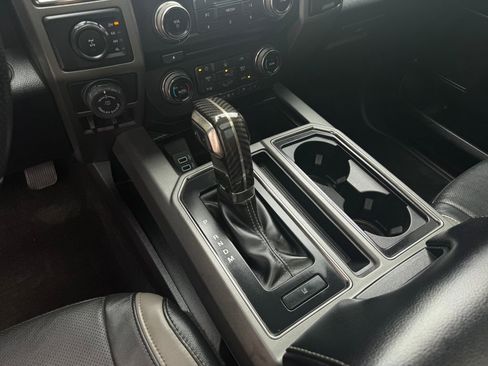 Used 2018 Ford F150 Raptor w/ Equipment Group 802A Luxury AWD/4WD image 34