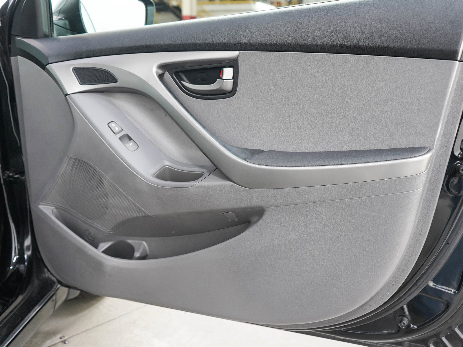 Used 2013 Hyundai Elantra GLS FWD image 9