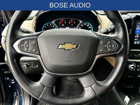 Used 2022 Chevrolet Traverse LT w/ LT Premium Package image 13