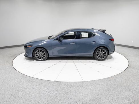 Used 2022 MAZDA MAZDA3 s image 33