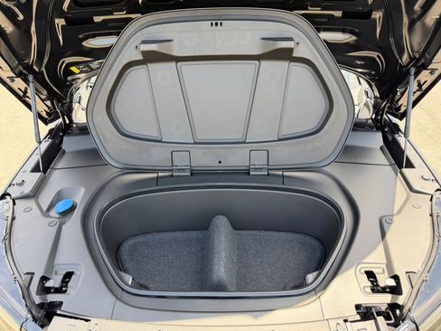 Used 2023 Volvo C40 Recharge Core AWD/4WD image 48