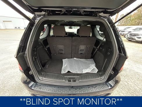 Used 2024 Dodge Durango R/T w/ Blacktop Package image 9