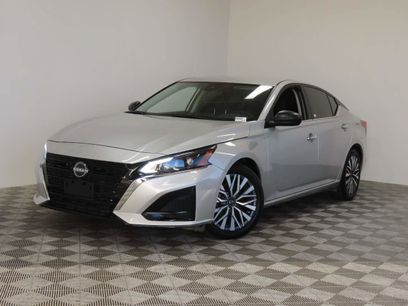 Used 2024 Nissan Altima 2.5 SV