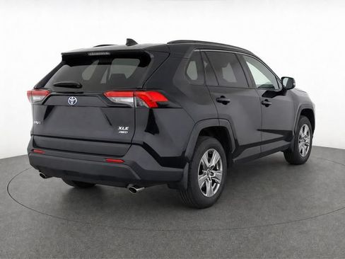 Used 2025 Toyota RAV4 XLE AWD/4WD image 6