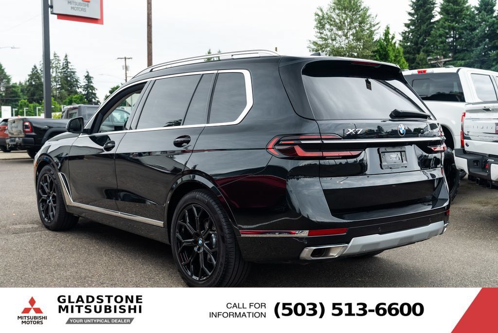 Used 2023 BMW X7 xDrive40i AWD/4WD image 6