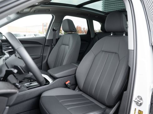 Certified 2025 Audi Q5 Premium Plus w/ Premium Plus image 21