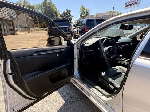 Used 2014 Lexus ES 350 FWD image 18