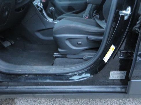 Used 2018 Chevrolet Trax LS image 12