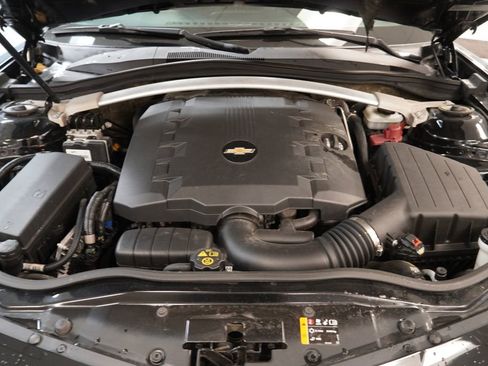 Used 2015 Chevrolet Camaro LT RWD image 14