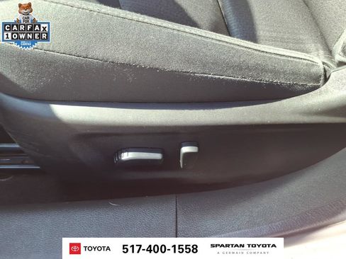 Used 2024 Nissan Altima 2.5 SV AWD/4WD image 17