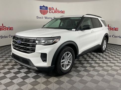 New 2026 Ford Explorer Active RWD image 7