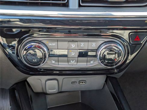 New 2026 Chevrolet Trax RS image 23