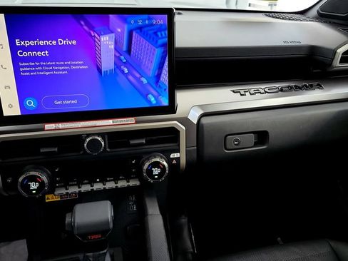 Used 2025 Toyota Tacoma TRD Sport w/ TRD Sport Premium Package AWD/4WD image 38