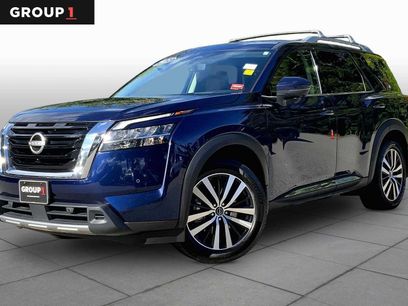 Used 2023 Nissan Pathfinder Platinum