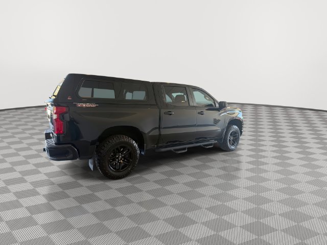 Used 2021 Chevrolet Silverado 1500 Custom Trail Boss w/ Midnight Edition AWD/4WD image 12