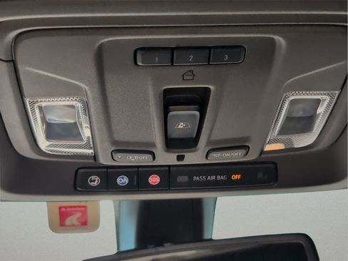 Used 2020 Chevrolet Silverado 1500 RST w/ All-Star Edition image 21