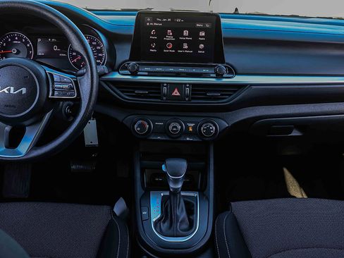 Certified 2023 Kia Forte LXS w/ LXS Technology Package image 11