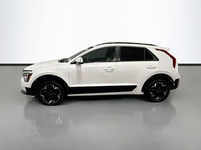 Used 2023 Kia Niro Wind w/ Wind Preserve Package