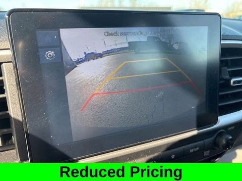 Used 2024 Hyundai Venue SEL image 23