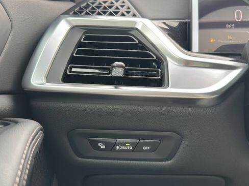 New 2026 BMW X5 sDrive40i w/ M Sport Package image 27