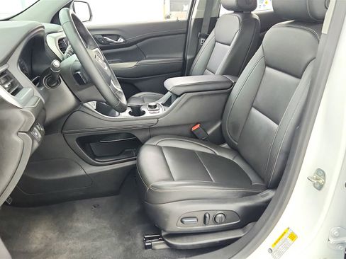 Used 2023 GMC Acadia SLT image 20