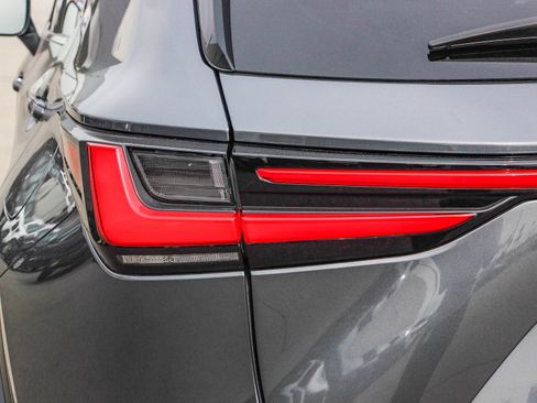 Used 2022 Lexus NX 350 AWD image 9