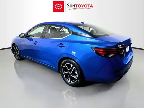 Used 2024 Nissan Sentra SV FWD image 6
