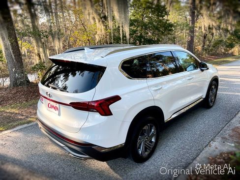 Used 2022 Hyundai Santa Fe SEL w/ Convenience + Premium Package FWD image 3